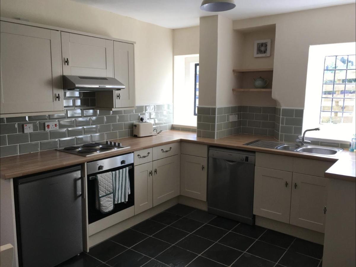 Cosy Arts & Crafts Cottage With Stunning Views Brecon Bagian luar foto